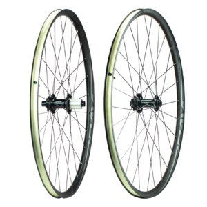 Rodas Brave Gravel 28R 6F Shimano HG11 Rolament 12×100/142mm