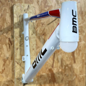 Luminária Quadro Bicicleta Alumínio BMC Road Avaria