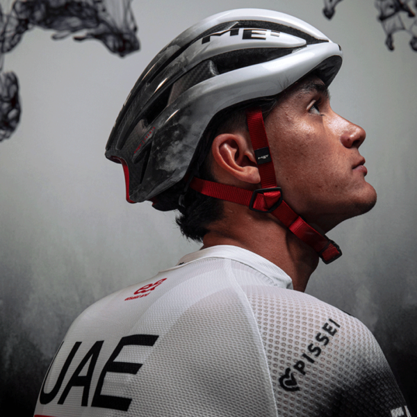Capacete MET Road TRENTA 3k Carbon Mips UAE - Image 4