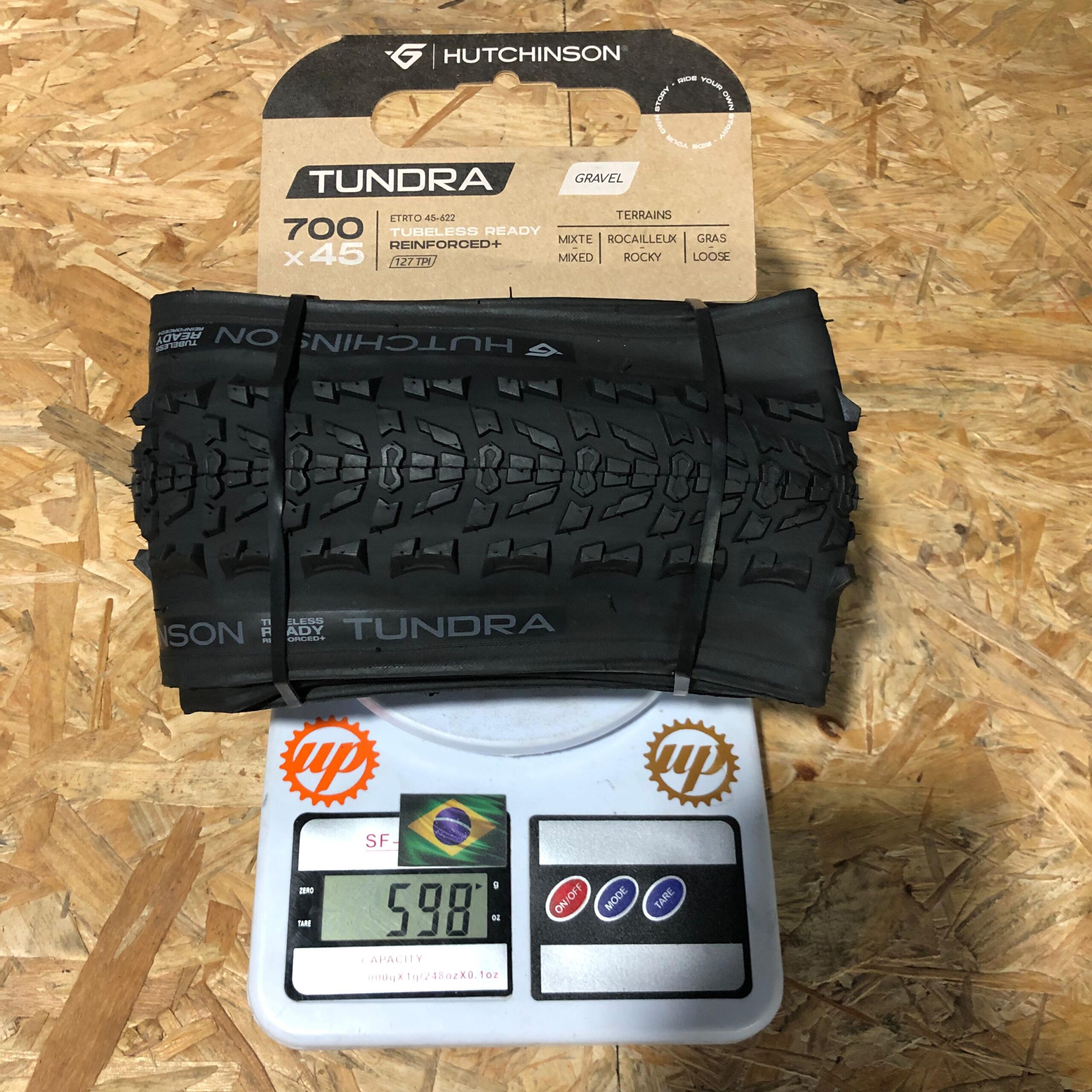 Par Pneu Gravel Hutchinson TUNDRA 700x45 TLR Preto PV704481 - Image 3