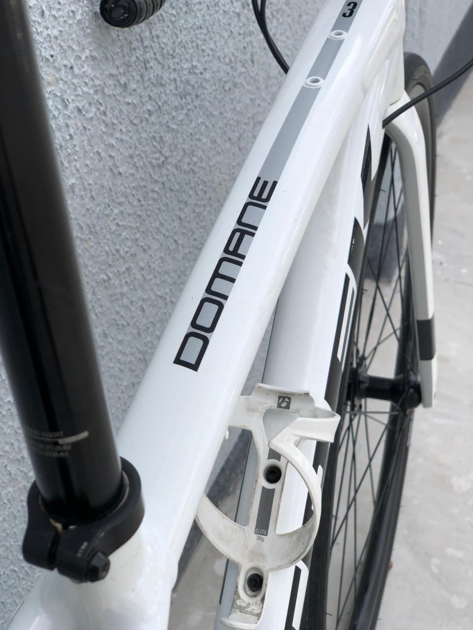 Bic Trek Domane AL 3 Disc usada/repasse Tam 44 - Imagem 6