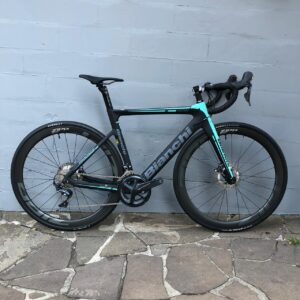 Bic Bianchi ARIA DISC Ultegra 7,6Kkg Tam 53 Seminova Repasse