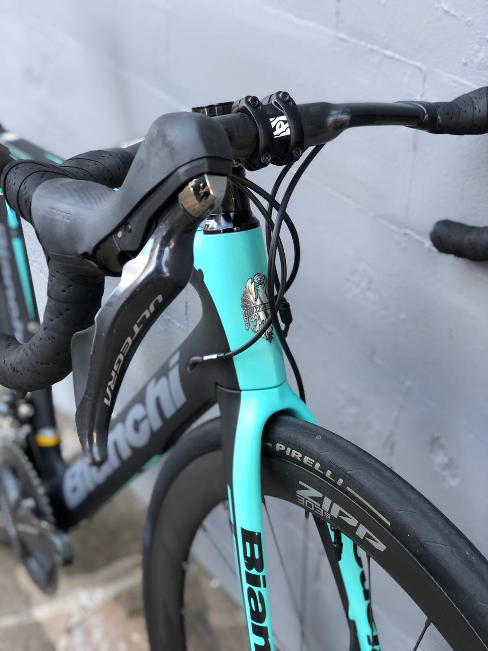Bic Bianchi ARIA DISC Ultegra 7,6Kkg Tam 53 Seminova Repasse - Imagem 5