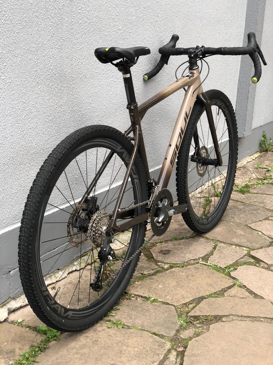 Bic Gravel Soul Spry Tam S usada/repasse - Imagem 3