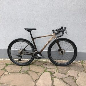 Bic Gravel Soul Spry Tam S usada/repasse