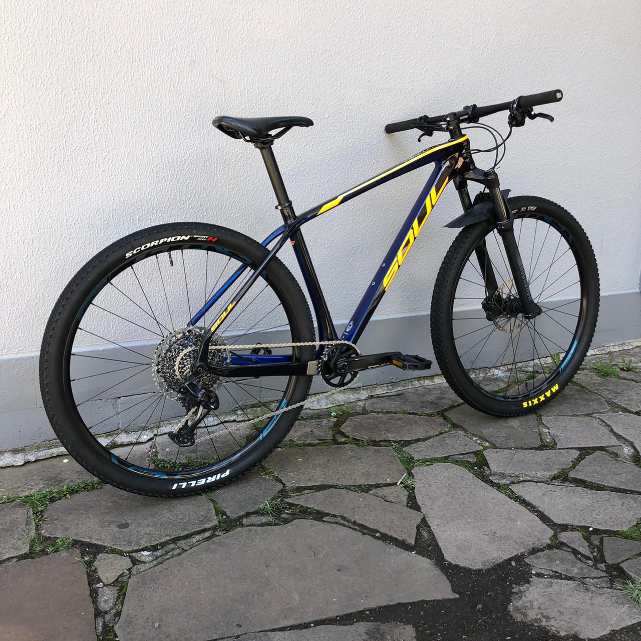 Bic Soul New Vesuvio Team GX tam L 19 usada/repasse - Imagem 5