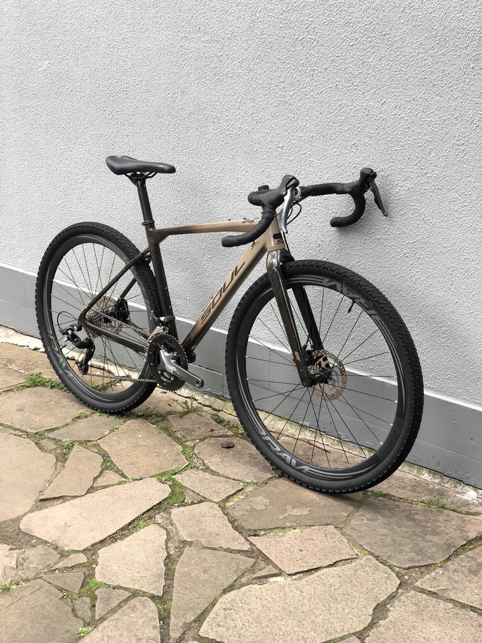 Bic Gravel Soul Spry Tam S usada/repasse - Imagem 2